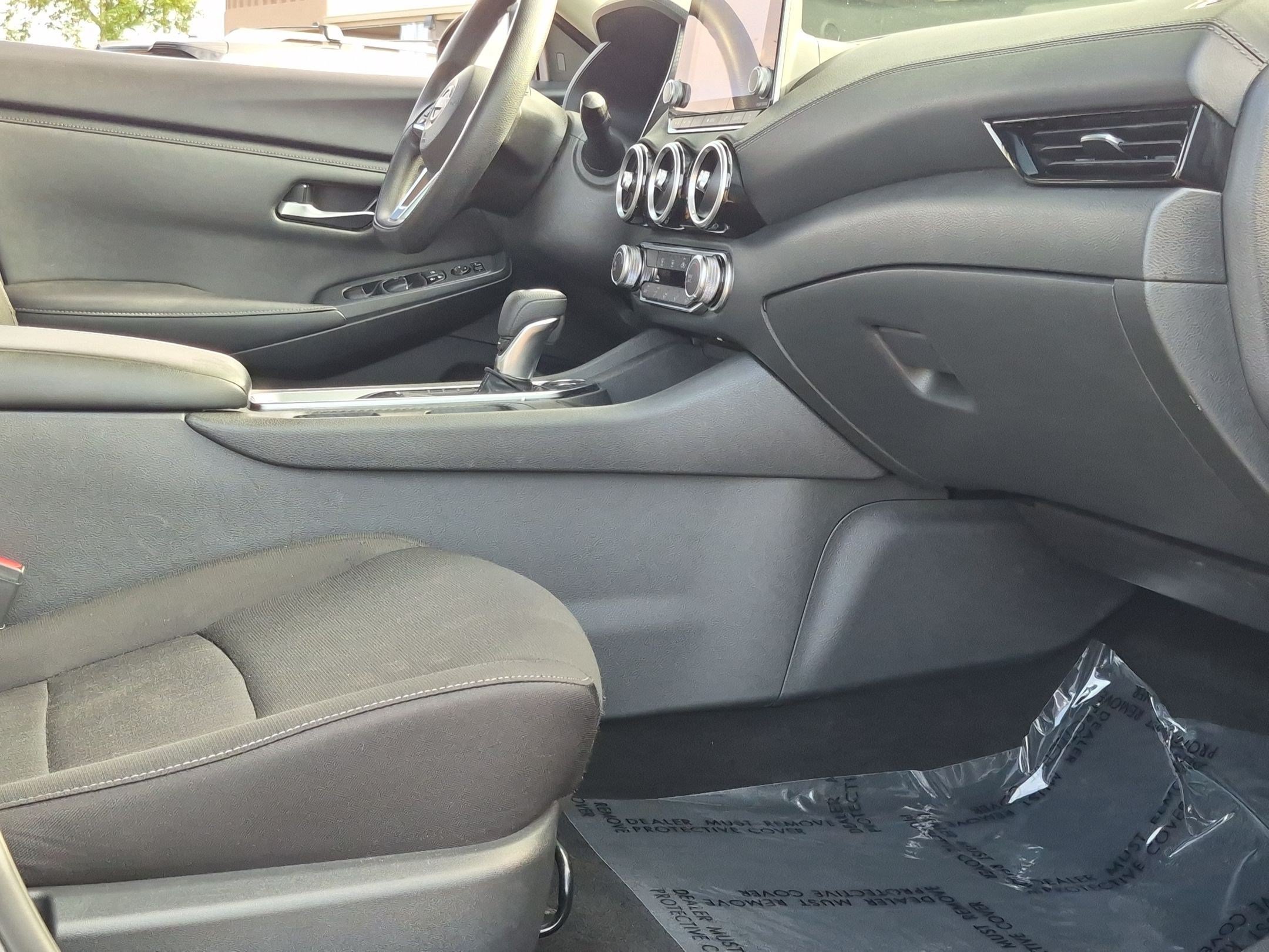Used 2024 Nissan Sentra SV FWD image 24