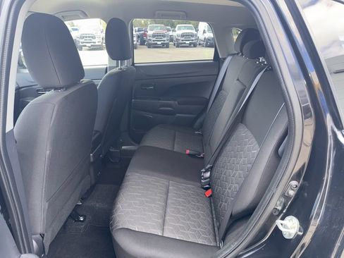 Used 2025 Mitsubishi Outlander Sport AWD image 9