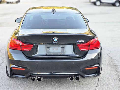 Used 2018 BMW M4 Coupe image 7