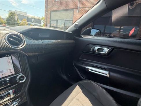 Used 2018 Ford Mustang GT RWD image 28