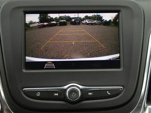 Used 2020 Chevrolet Equinox LT AWD/4WD image 11