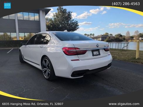 Used 2017 BMW 740i RWD image 3