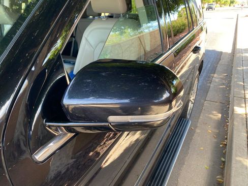 Used 2024 Ford Expedition Limited AWD/4WD image 22