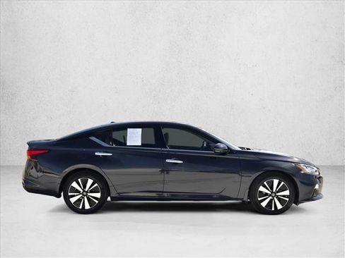 Used 2022 Nissan Altima 2.5 SL image 4