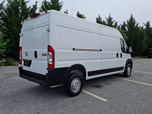 Used 2025 RAM ProMaster 2500 w/ Convenience Group FWD image 6