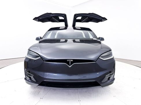Used 2016 Tesla Model X Performance AWD/4WD image 1