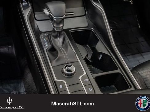 Used 2023 Kia Sorento S w/ Panoramic Sunroof Package FWD image 18