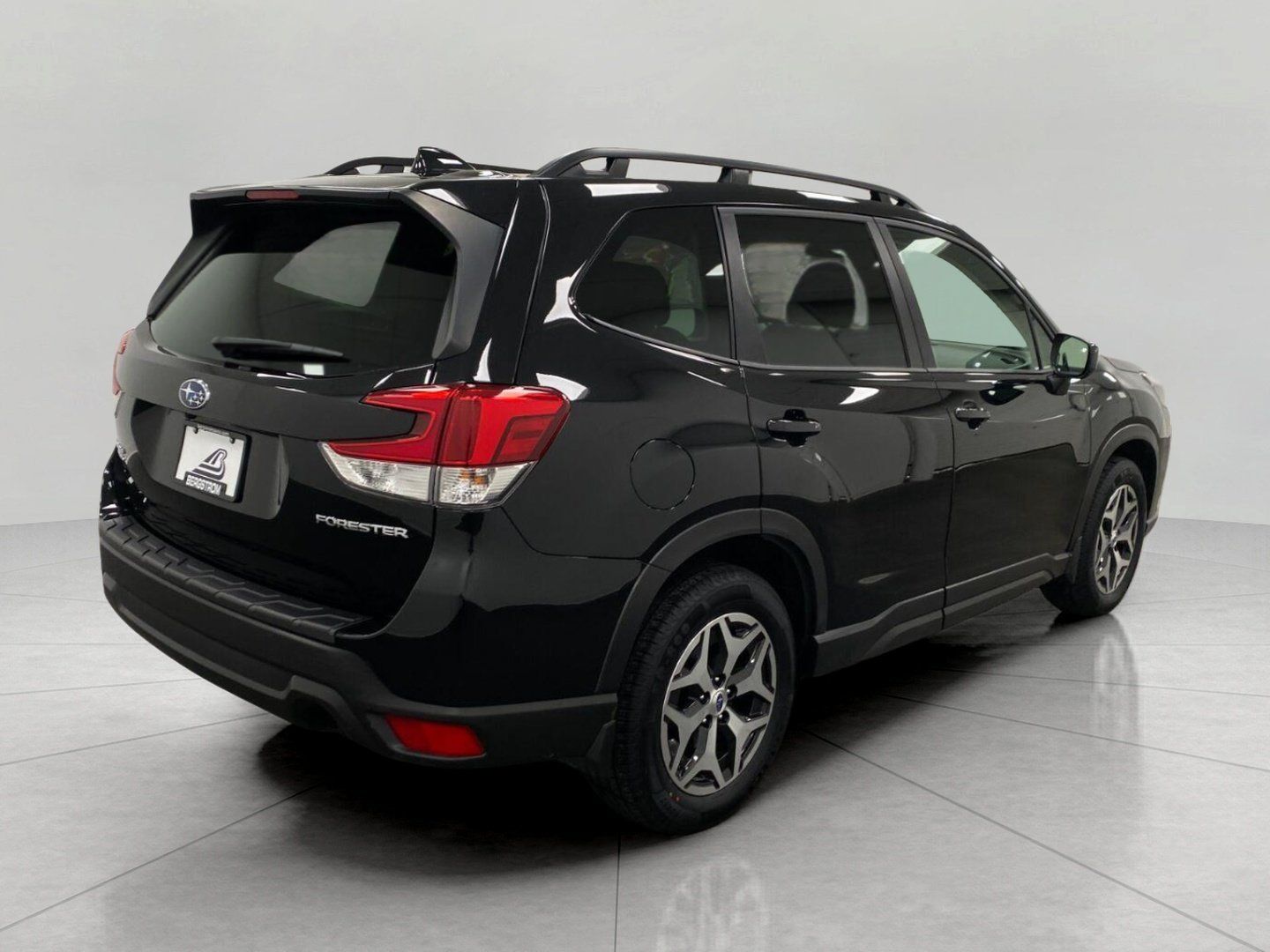 Used 2024 Subaru Forester Premium AWD/4WD image 4