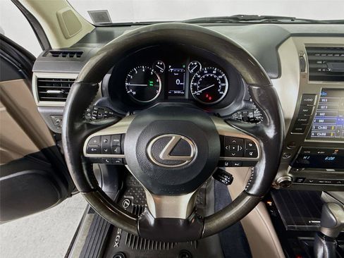 Used 2021 Lexus GX 460 Premium w/ Premium Package image 12