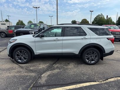 New 2027 Ford Explorer Active w/ Active Comfort Package