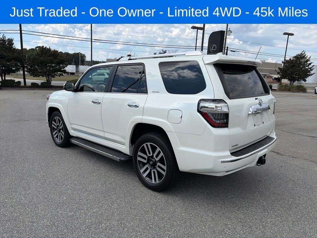 Used 2022 Toyota 4Runner Limited AWD/4WD image 2