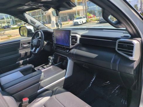 Used 2023 Toyota Tundra Platinum AWD/4WD image 30