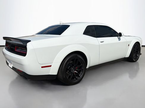 Used 2022 Dodge Challenger R/T Scat Pack image 3