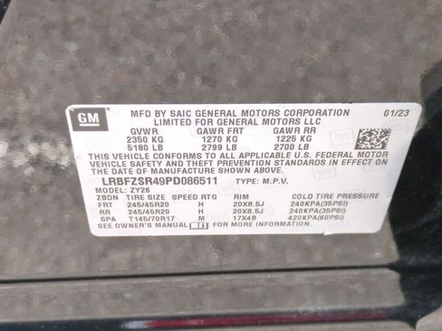 Used 2023 Buick Envision Avenir AWD/4WD image 38