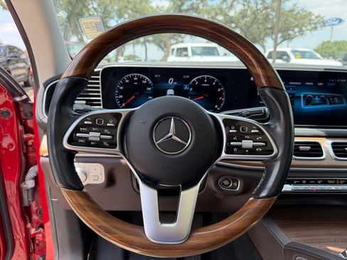 Used 2021 Mercedes-Benz GLS 450 4MATIC image 10