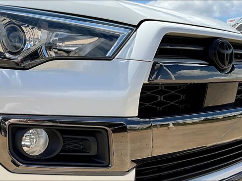 Used 2020 Toyota 4Runner Nightshade image 28