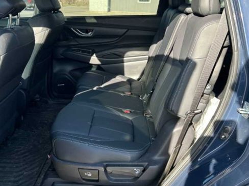 Used 2023 Subaru Ascent Limited w/ Technology Package image 8