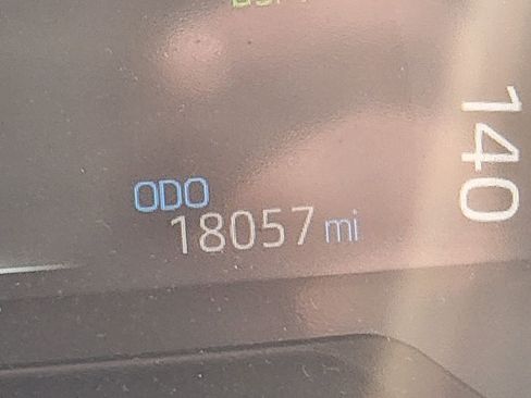 Used 2025 Toyota RAV4 XLE image 8