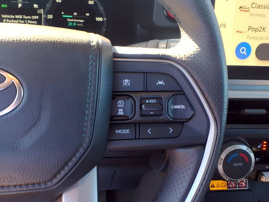 Used 2026 Toyota 4Runner TRD Off-Road Premium AWD/4WD image 25