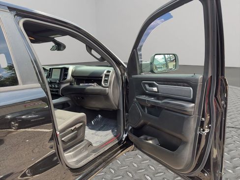 Used 2019 RAM 1500 Big Horn RWD image 26