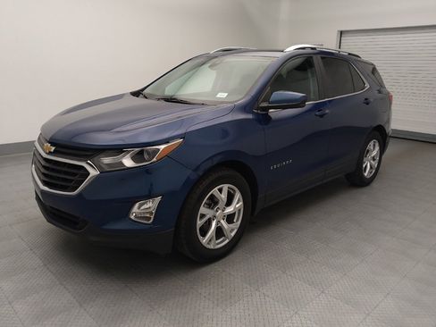 Used 2021 Chevrolet Equinox LT FWD image 2