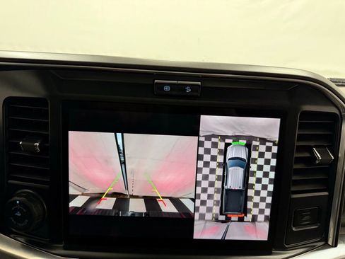 Certified 2025 Ford F450 Platinum w/ Platinum Plus Package image 37