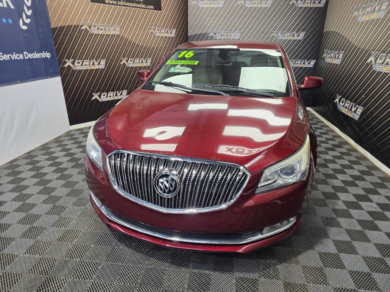 Used 2016 Buick LaCrosse FWD image 4