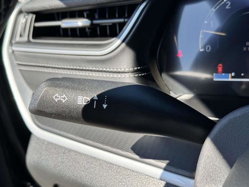 New 2025 Jeep Grand Cherokee Altitude AWD/4WD image 10