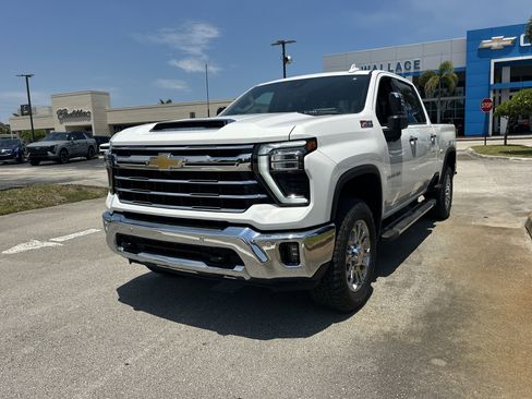 New 2026 Chevrolet Silverado 2500 LTZ w/ LTZ Plus Package AWD/4WD image 2