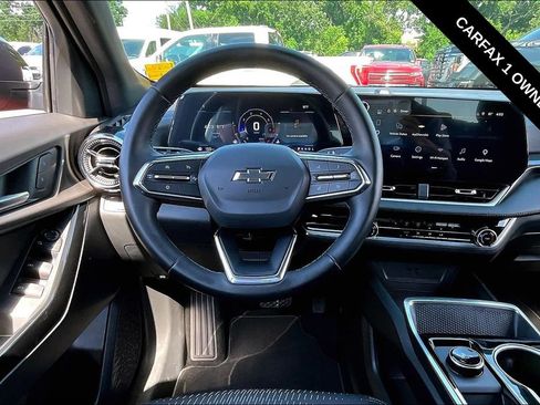 Used 2026 Chevrolet Equinox LT w/ Midnight Edition FWD image 11