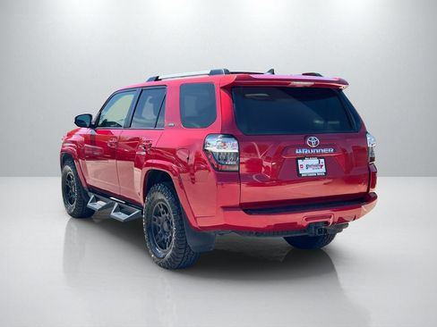 Used 2021 Toyota 4Runner SR5 Premium w/ Moonroof Package AWD/4WD image 7