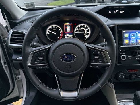 Certified 2023 Subaru Forester Premium AWD/4WD image 18