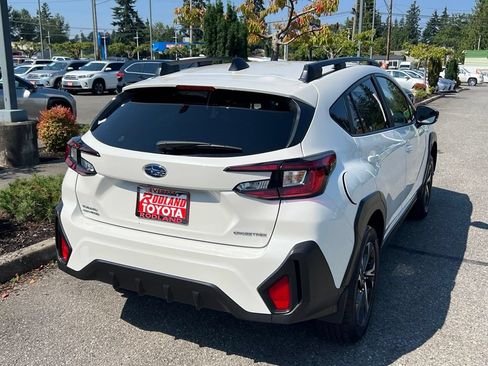 Used 2025 Subaru Crosstrek 2.5i Premium AWD/4WD image 7
