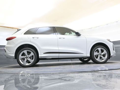 New 2025 Audi Q5 2.0T Premium Plus image 42