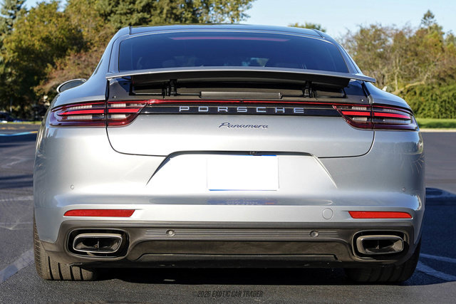 Used 2020 Porsche Panamera RWD image 6