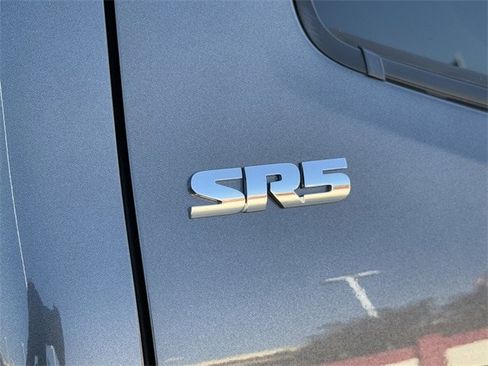 Used 2022 Toyota Tacoma SR5 image 9
