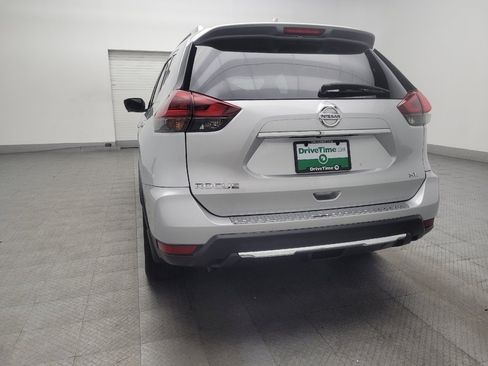 Used 2018 Nissan Rogue SL FWD image 6