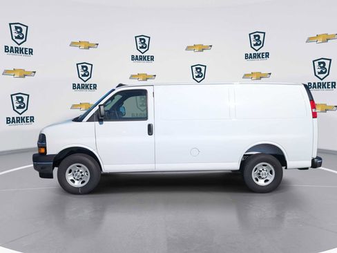 New 2026 Chevrolet Express 2500 w/ Driver Convenience Package RWD image 10