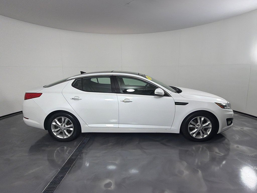 Used 2013 Kia Optima EX w/ Premium Pkg FWD image 4