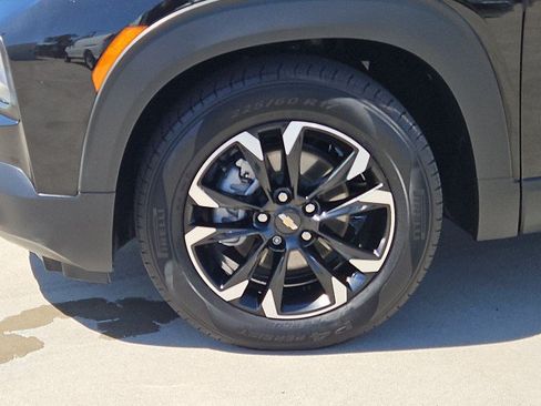 Used 2021 Chevrolet TrailBlazer LT w/ Convenience Package FWD image 32