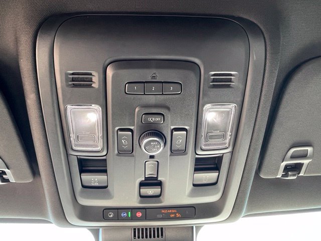 Used 2023 GMC Yukon XL Denali AWD/4WD image 28