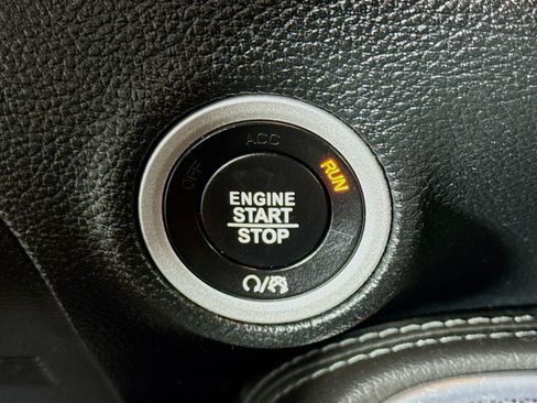 Used 2016 Dodge Challenger R/T Scat Pack w/ Leather Interior Group image 21