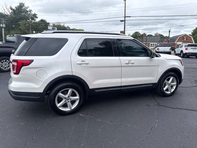 Used 2019 Ford Explorer XLT w/ Equipment Group 202A FWD image 8