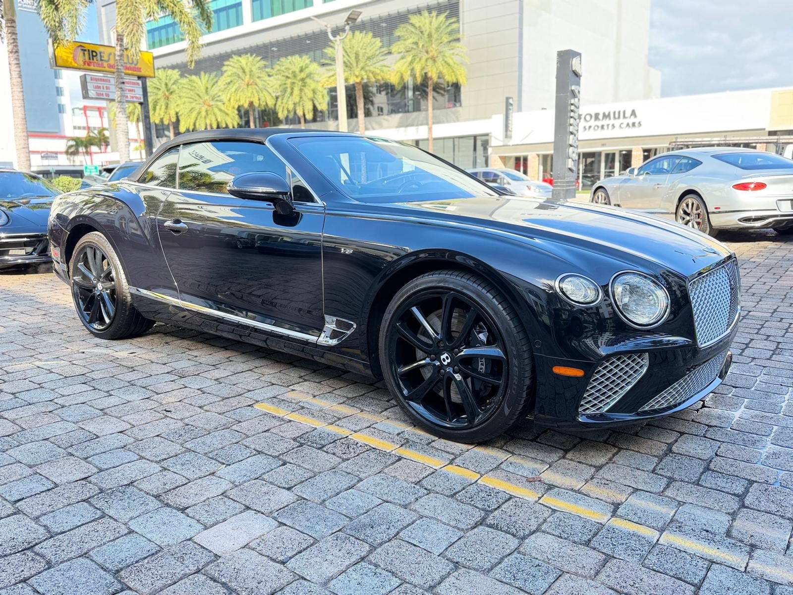 Used 2021 Bentley Continental GT AWD/4WD image 2