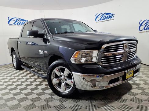 Used 2016 RAM 1500 Lone Star RWD image 1