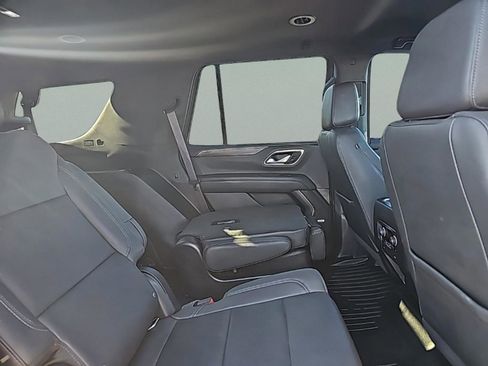 Used 2022 Chevrolet Tahoe Z71 w/ Luxury Package image 25