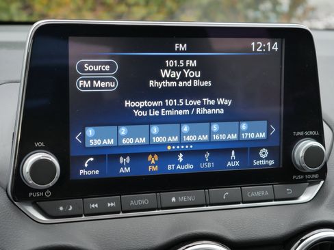 Certified 2023 Nissan Sentra SV image 10