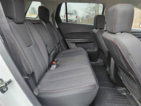 Used 2017 GMC Terrain SLE image 15