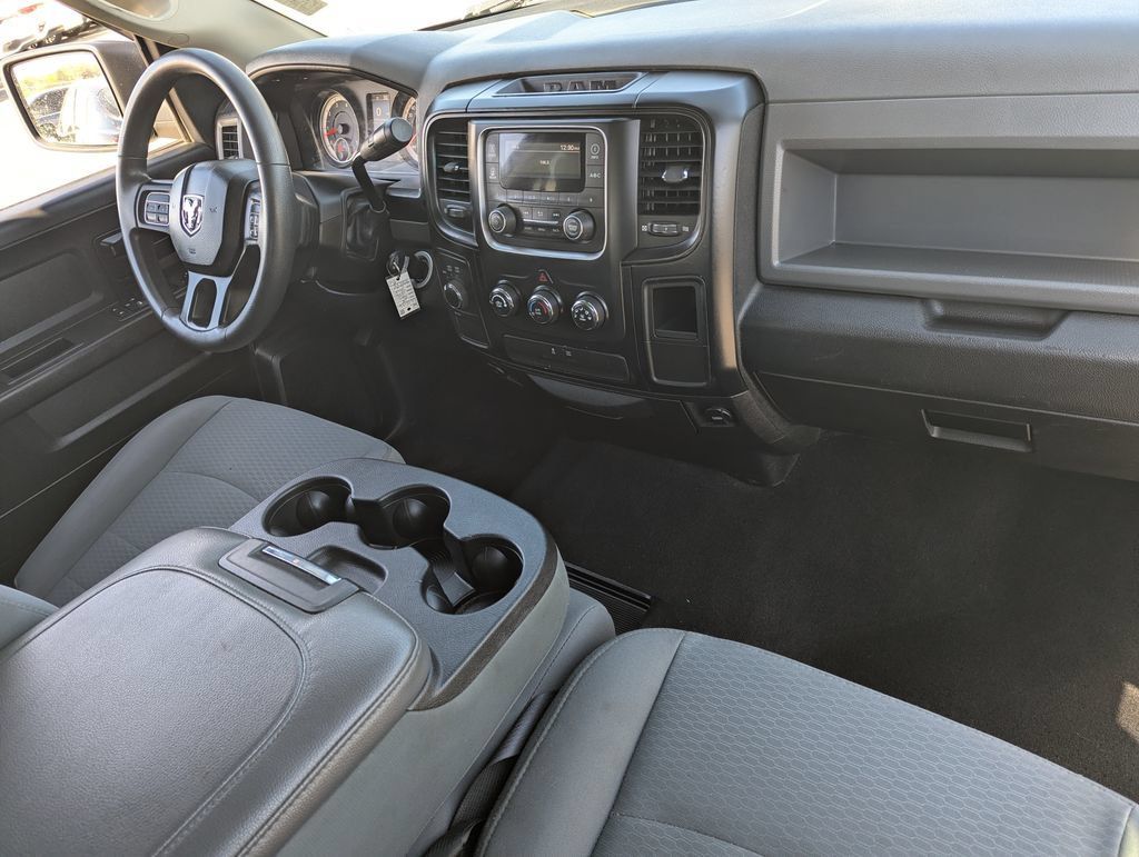 Used 2018 RAM 1500 ST w/ SXT Appearance Group AWD/4WD image 30