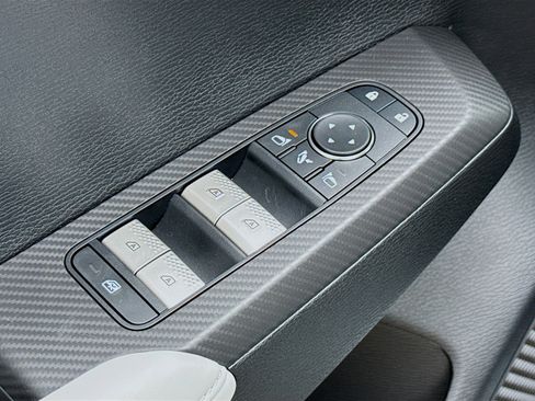New 2026 Mitsubishi Outlander SE AWD/4WD image 8